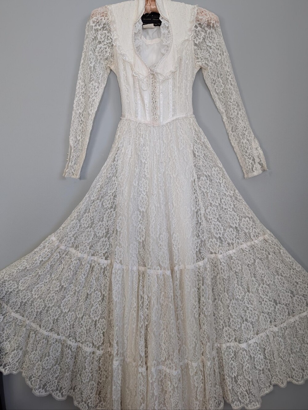 Vintage 1970's Shamash & Yofi white lace dress
